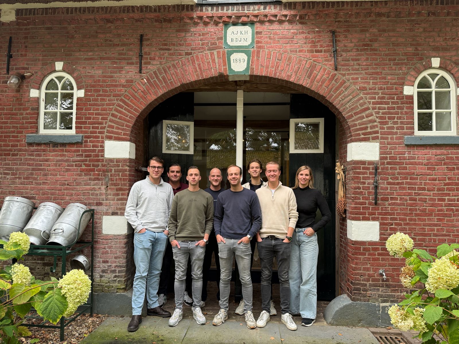 20250306_184518-0-0-0-0-1764675833